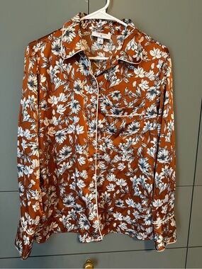 LA LIGNE Silky Floral Button Down Blouse – Brown & White – Medium